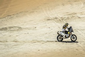 Pablo Quintanilla navega en Qatar Rally