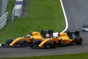 Jolyon Palmer, Kevin Magnussen Austrian GP 030716