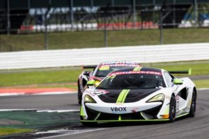 2017-BritishGT-Rd4-Silverstone-2327