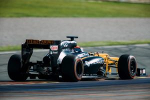 Robert Kubica gets the Formula 1 feeling in Valencia - 070617 (4)